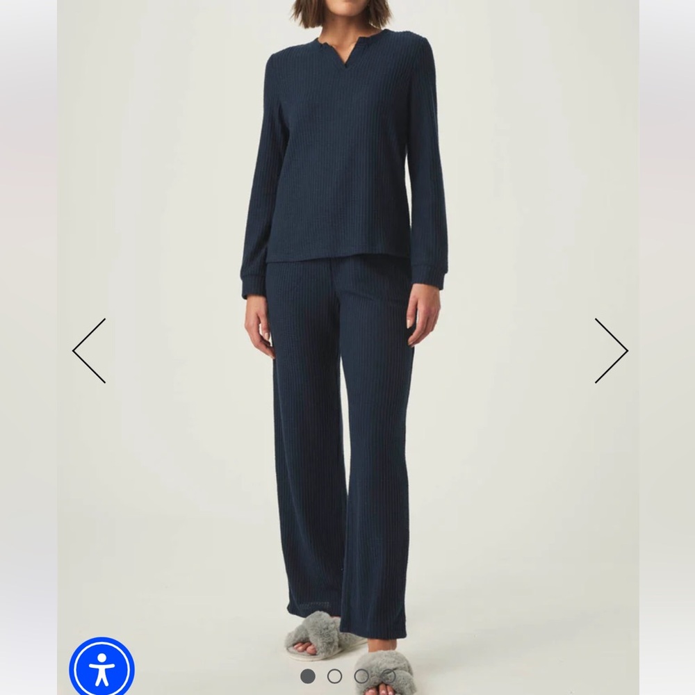 NEW Splendid Navy Split Crewneck Waffle Knit Sleep Set